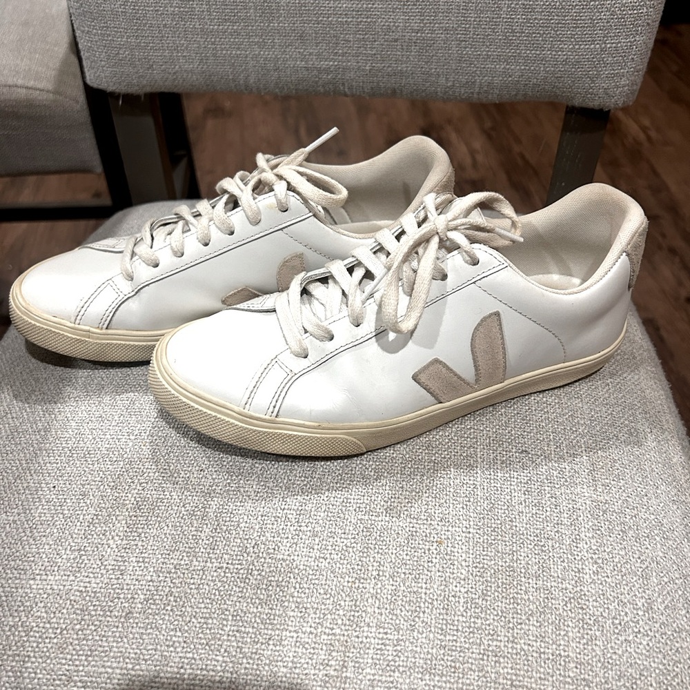 Women’s Veja Sneakers